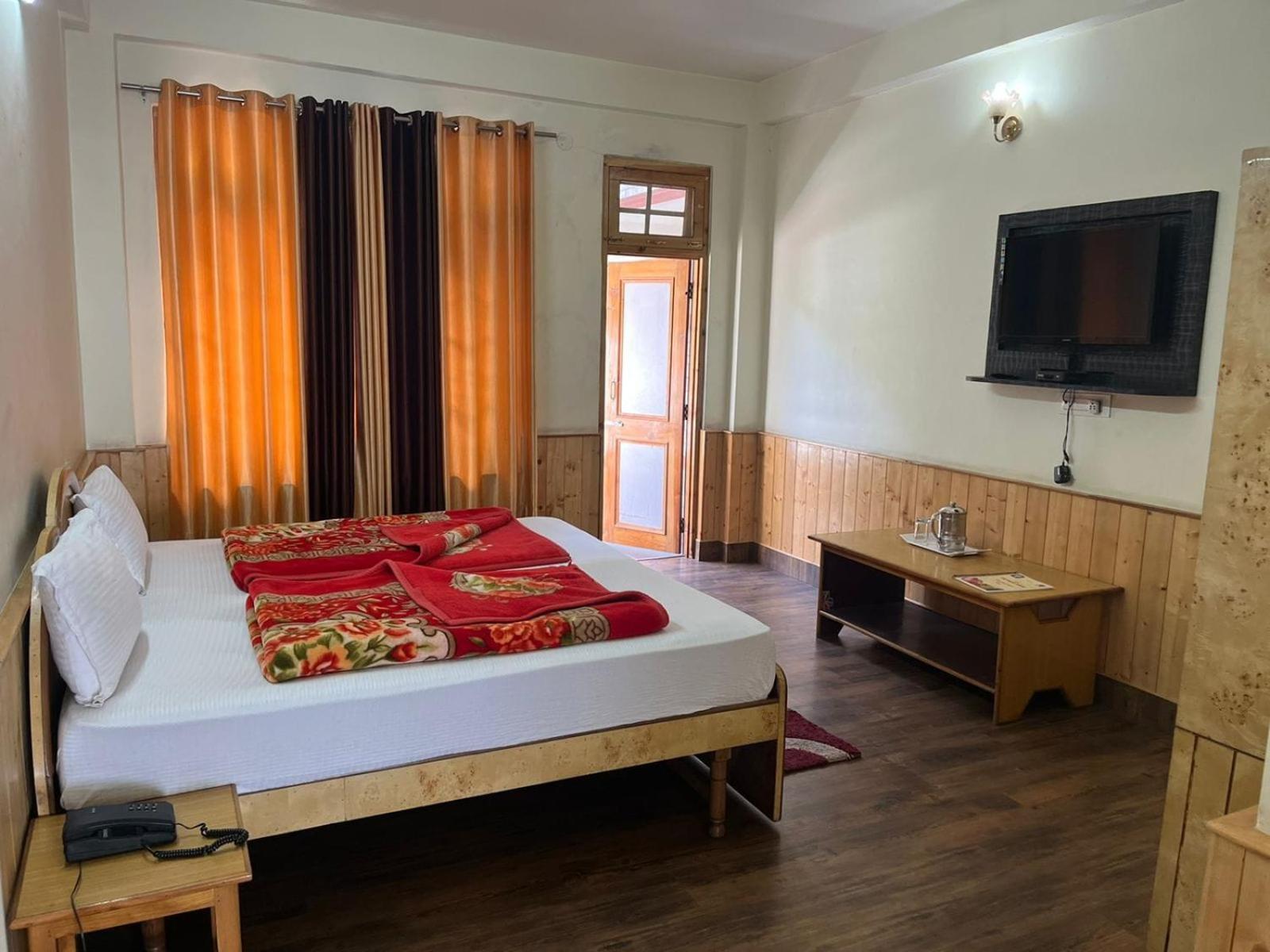 The White House Otel Kasol Dış mekan fotoğraf