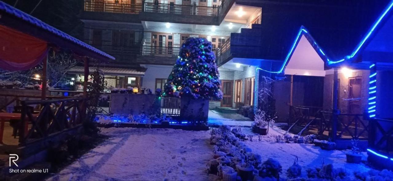The White House Otel Kasol Dış mekan fotoğraf