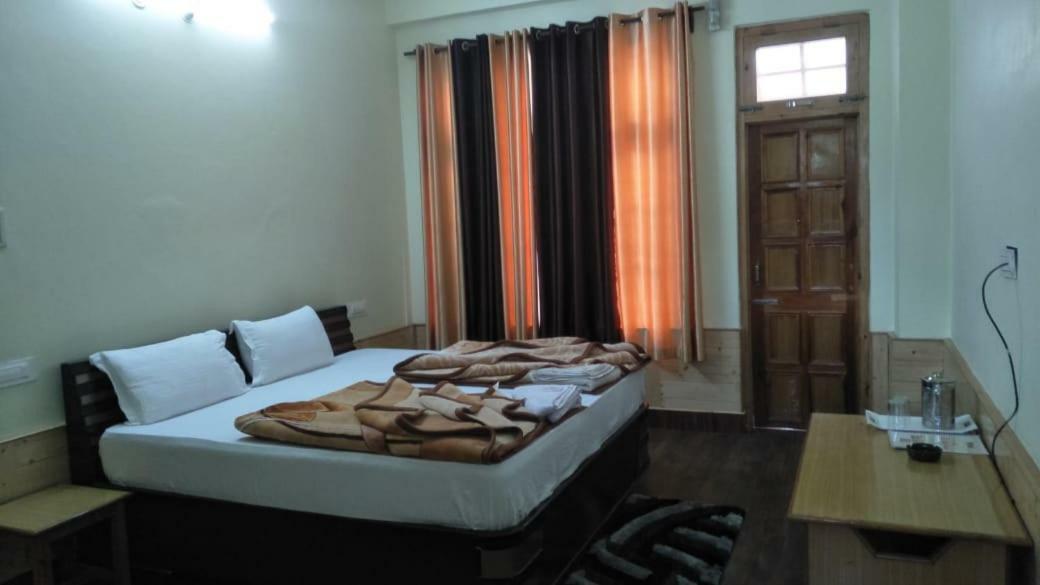 The White House Otel Kasol Dış mekan fotoğraf